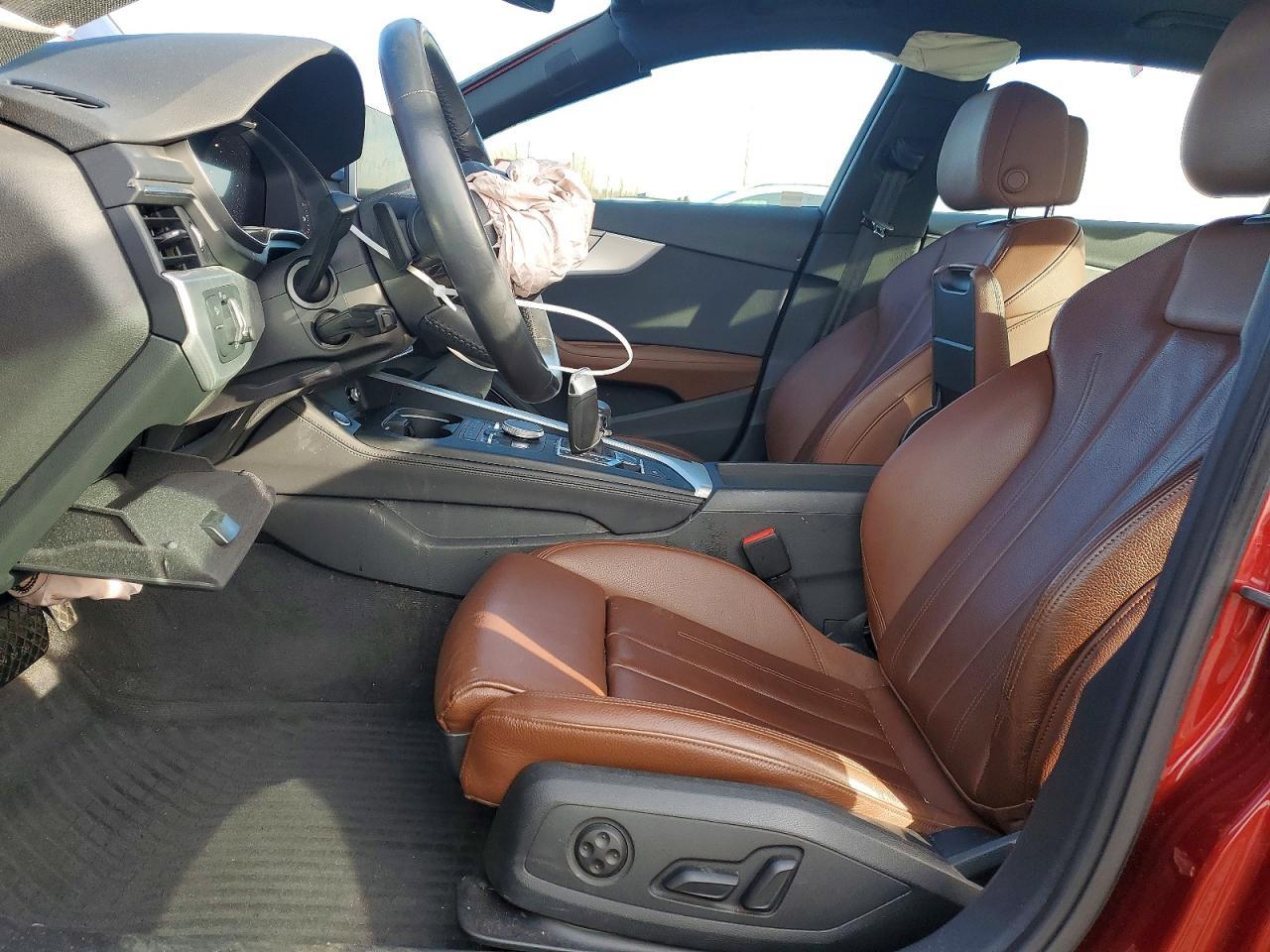 2019 Audi A4 Premium Plus