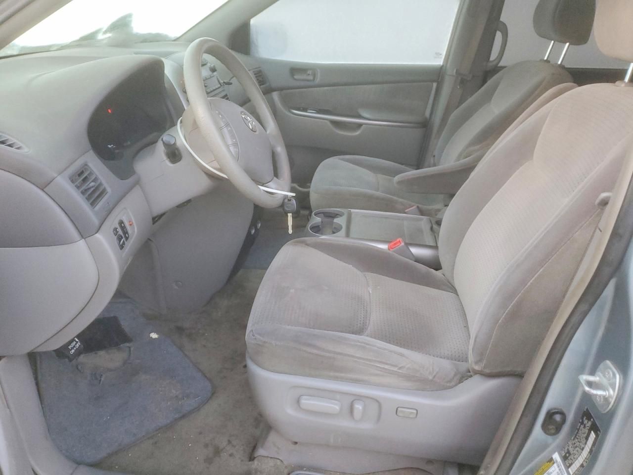2006 Toyota Sienna ce