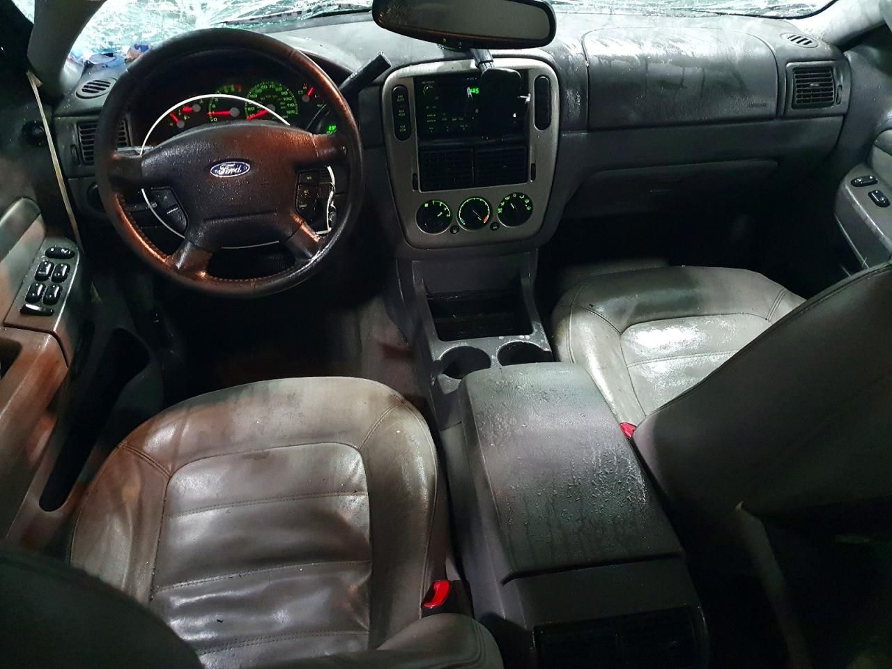 2004 Ford Explorer xlt