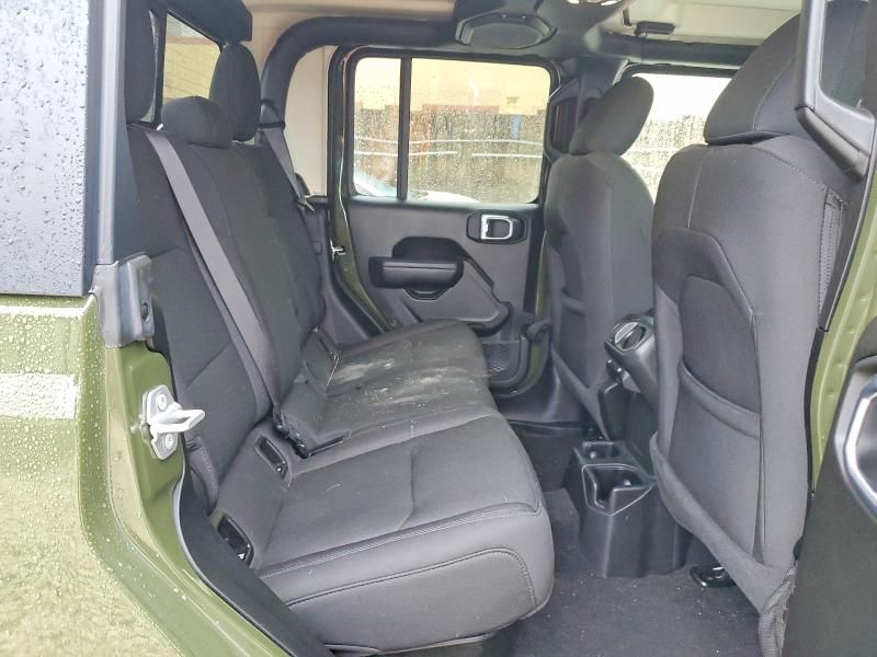 2022 Jeep Gladiator Sport