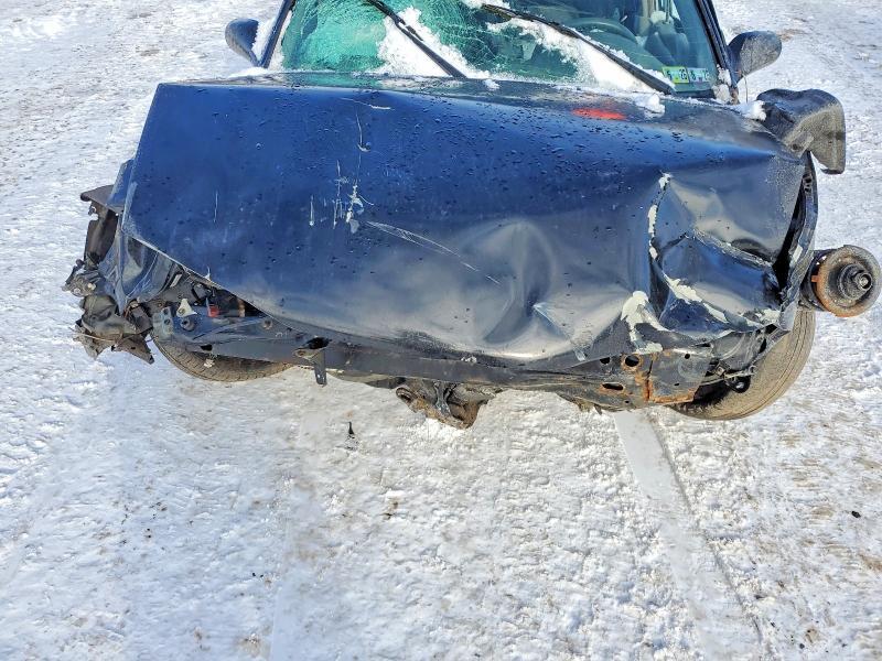 2001 Chevrolet Geo Prizm Base