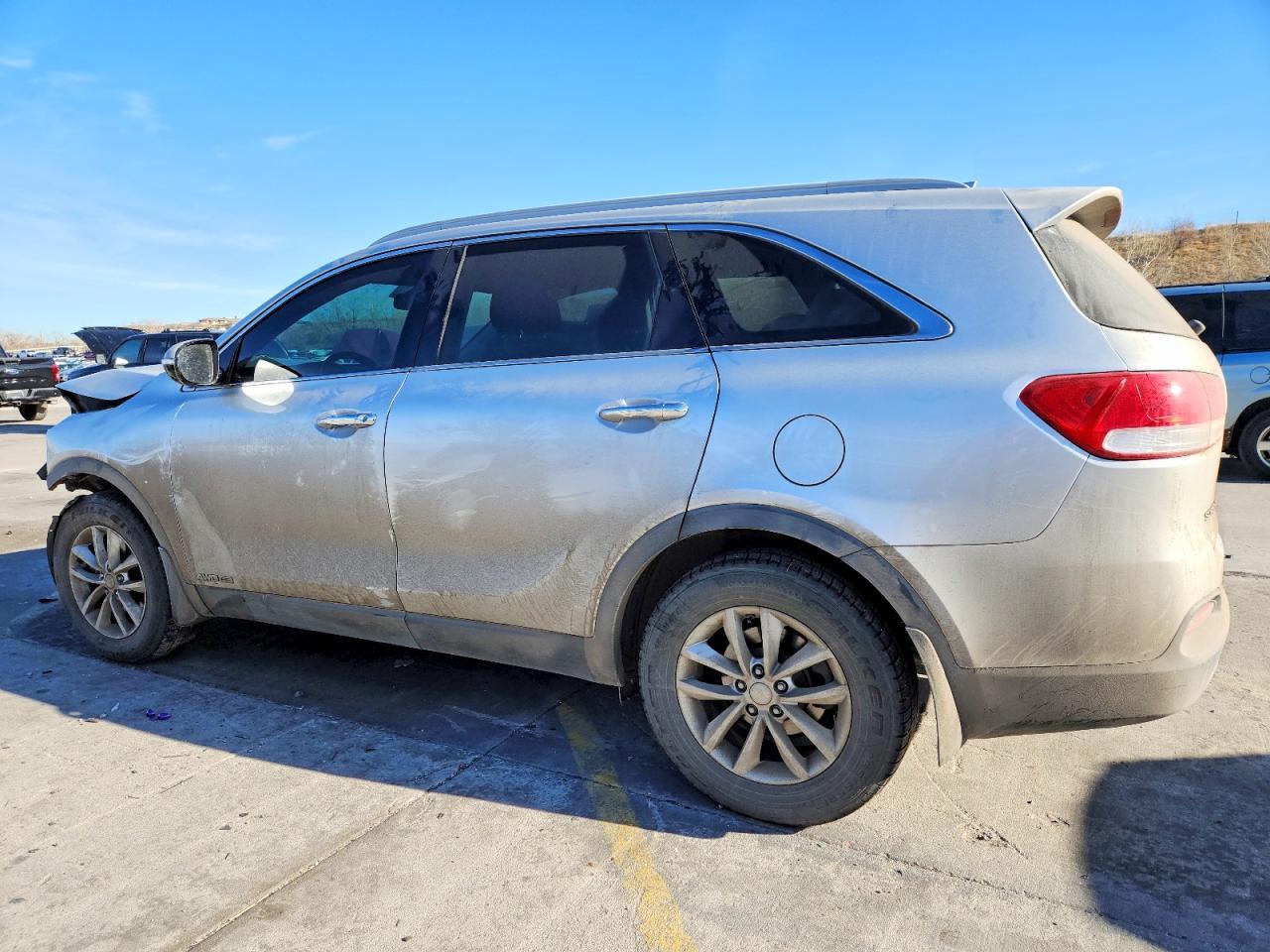 2016 KIA Sorento lx
