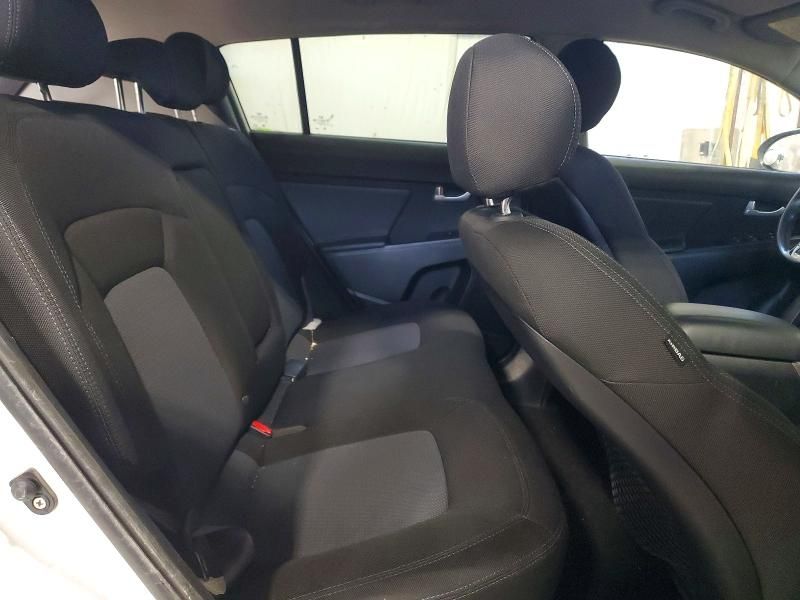 2014 KIA Sportage lx