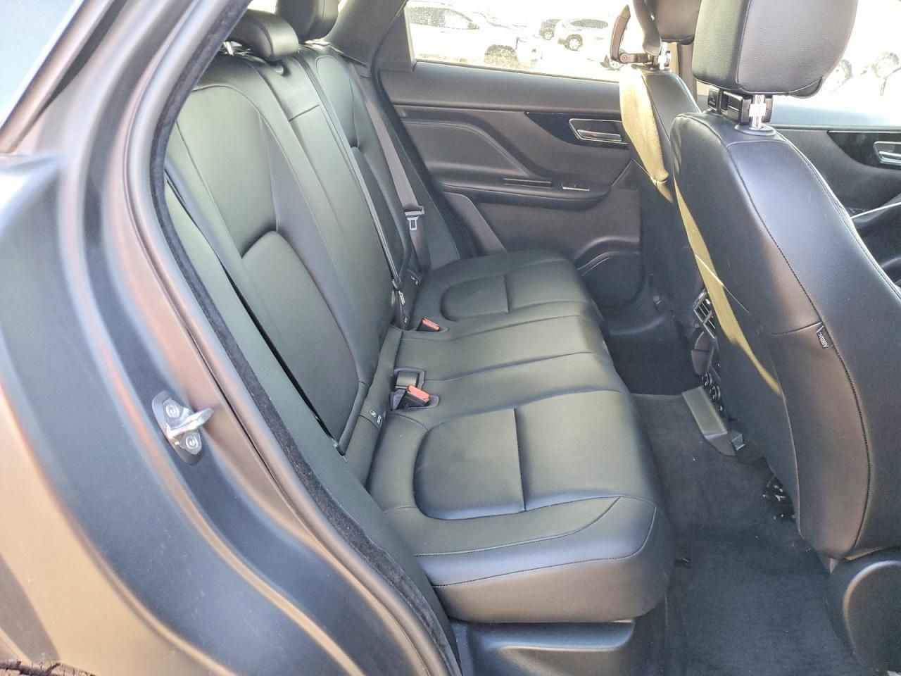 2019 Jaguar F-pace Premium