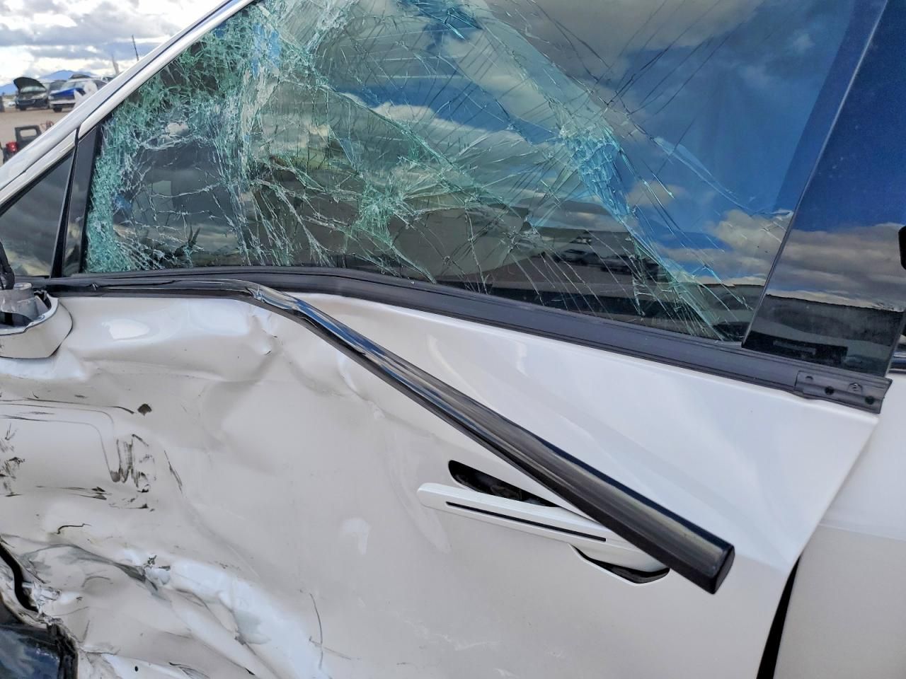 2025 Cadillac Optiq Luxury