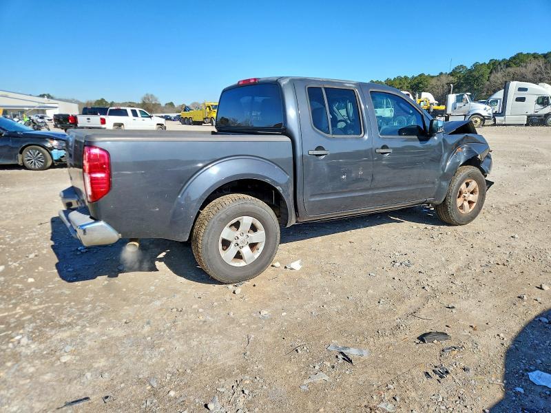 2011 Nissan Frontier s