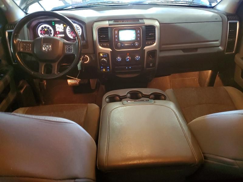 2015 Dodge Ram 1500 slt