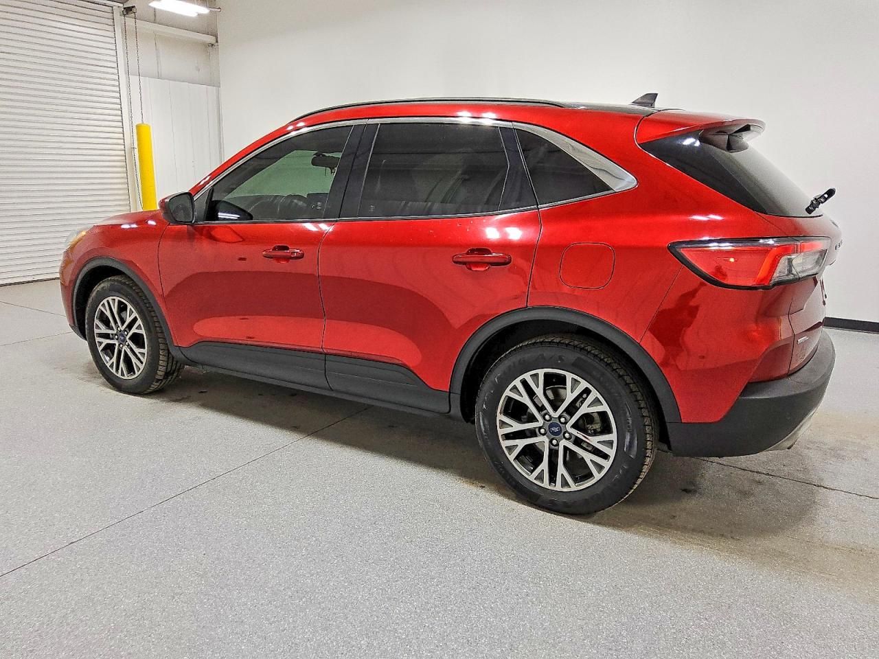 2021 Ford Escape sel