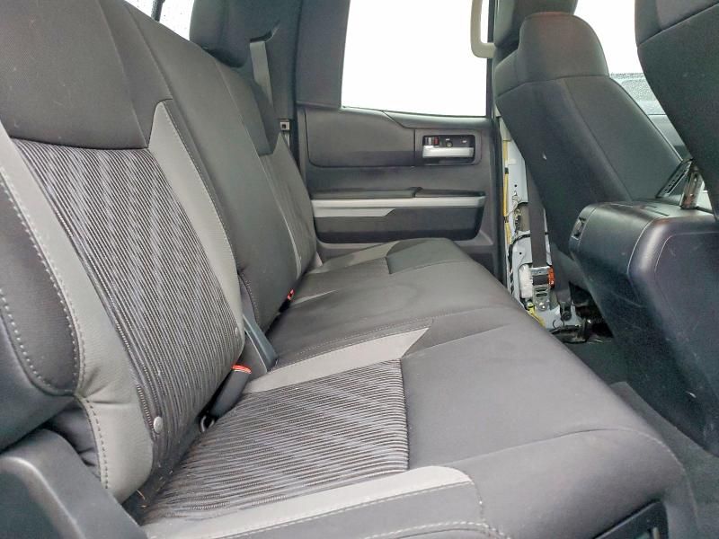 2017 Toyota Tundra Double cab sr