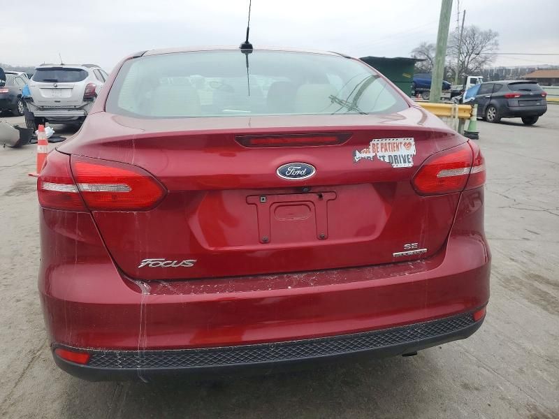 2016 Ford Focus se