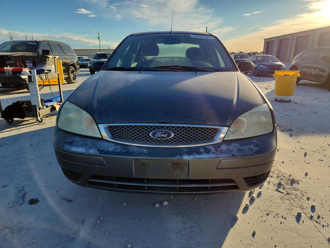 2005 Ford Focus ZX4