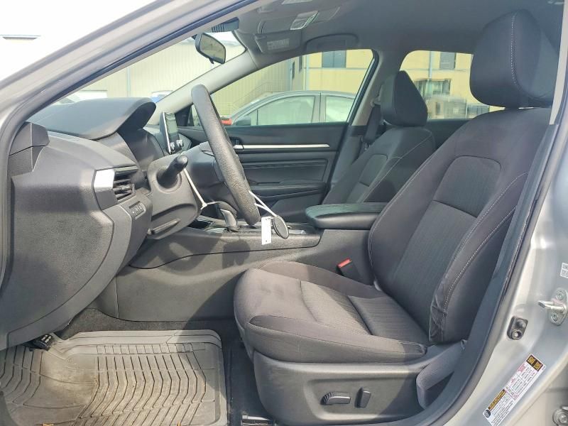 2021 Nissan Altima sv