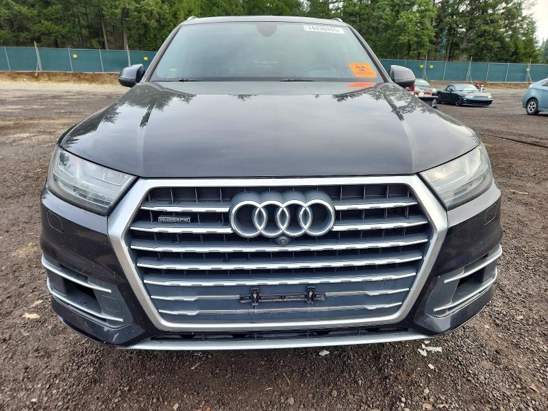 2018 Audi Q7 Prestige