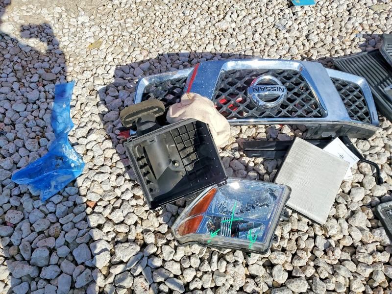 2005 Nissan Frontier King cab le