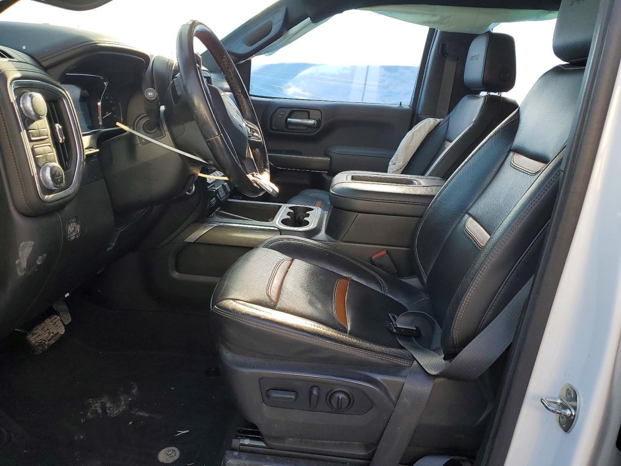 2022 GMC Sierra Limited K1500 AT4