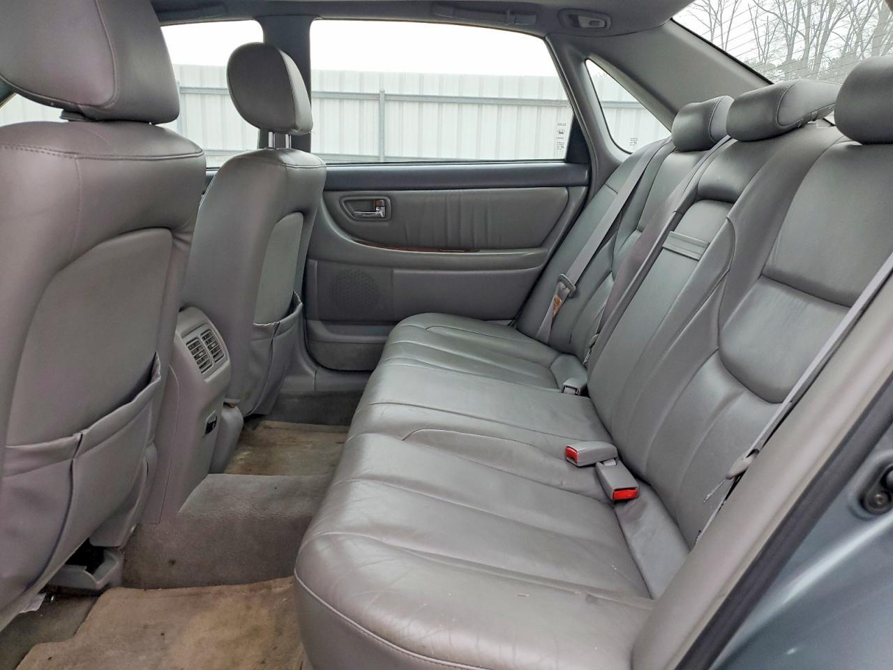 2004 Toyota Avalon xl