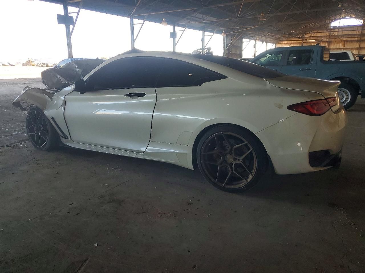 2017 Infiniti Q60 Premium