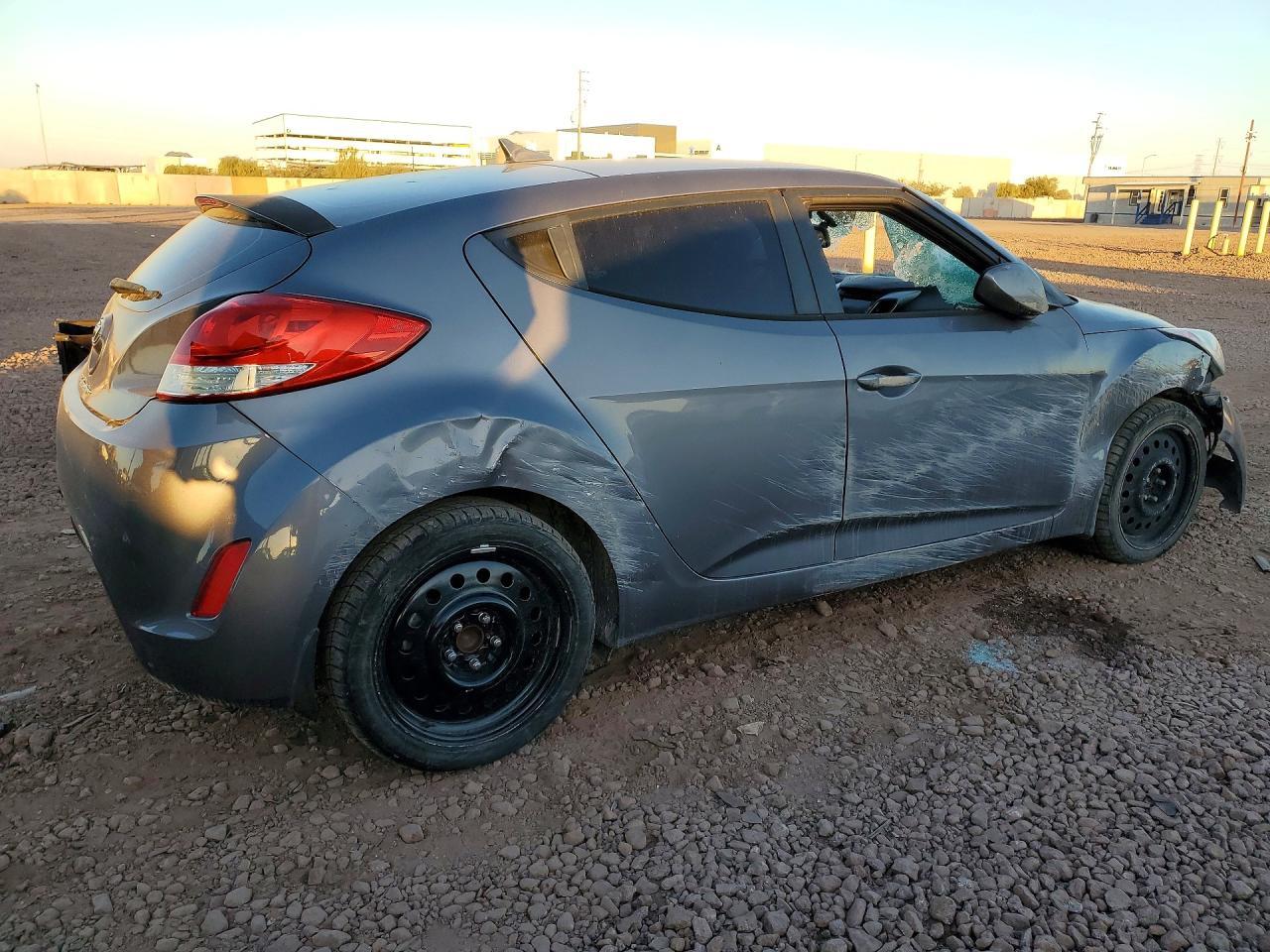 2013 Hyundai Veloster Base