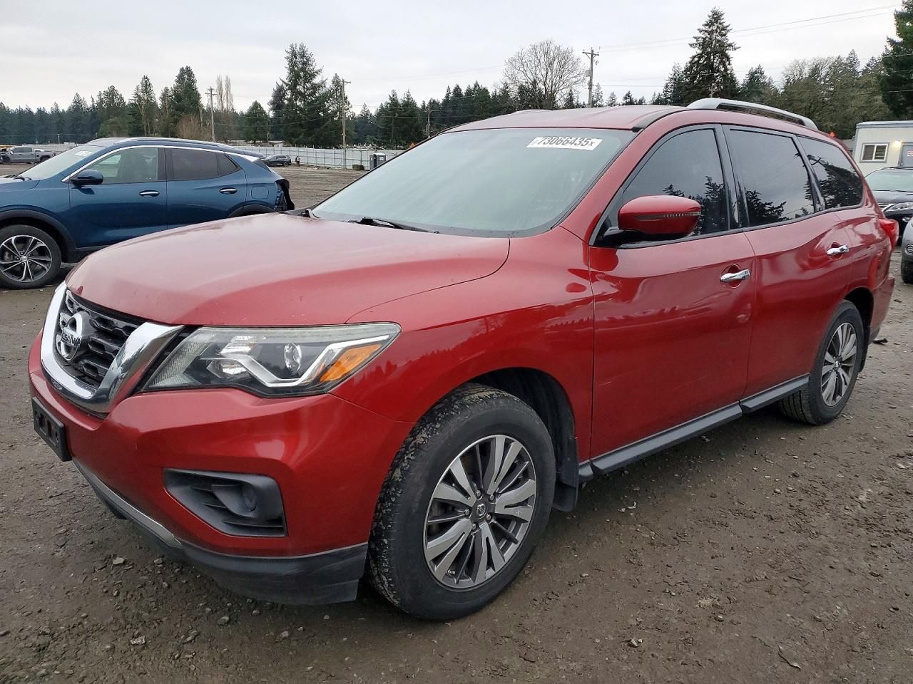 2017 Nissan Pathfinder s