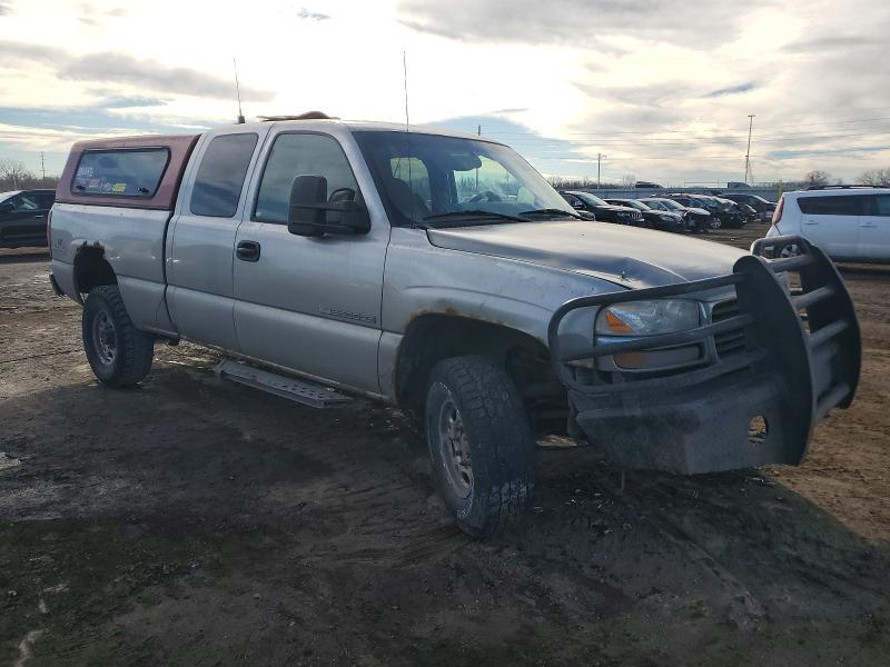 2004 GMC Sierra K2500 Heavy Duty