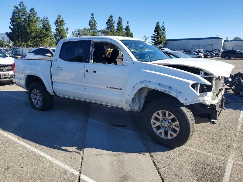 2017 Toyota Tacoma Double cab