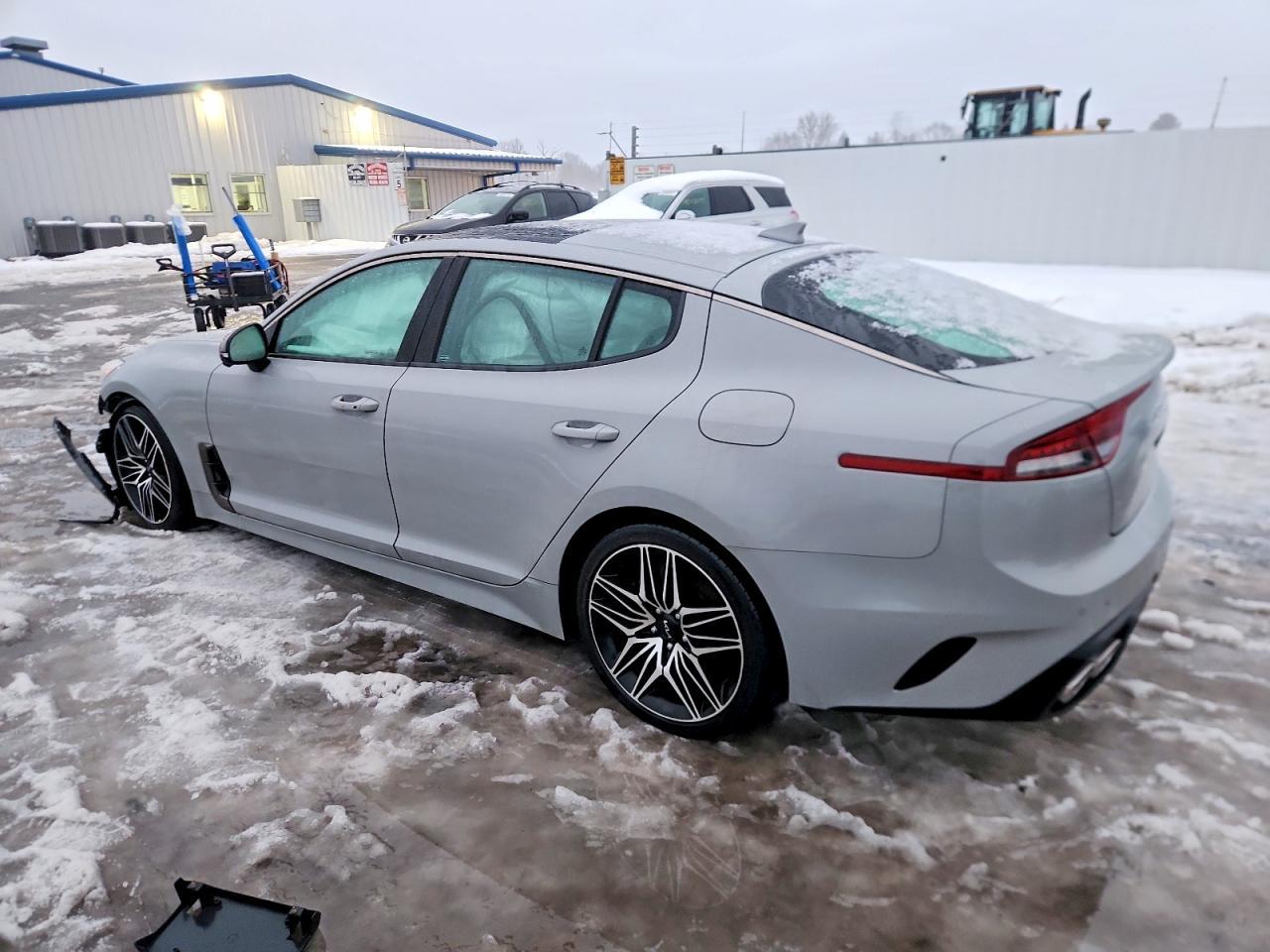2022 KIA Stinger GT2