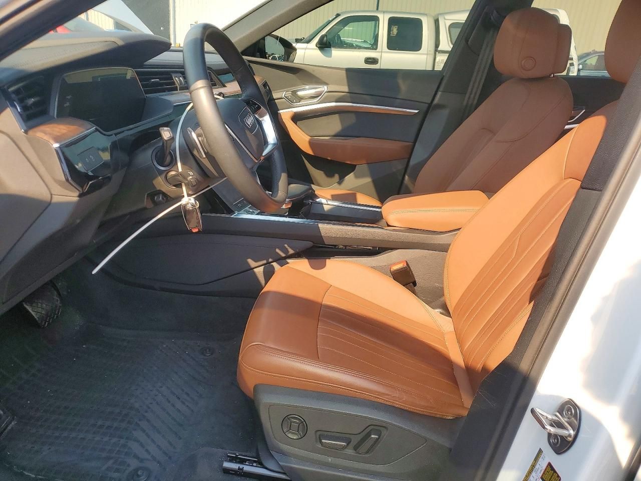 2022 Audi E-tron Premium