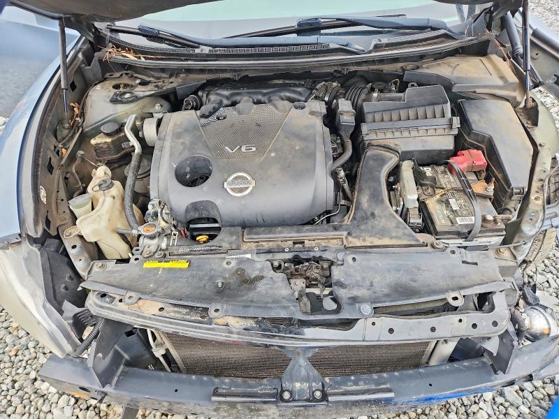 2010 Nissan Maxima s