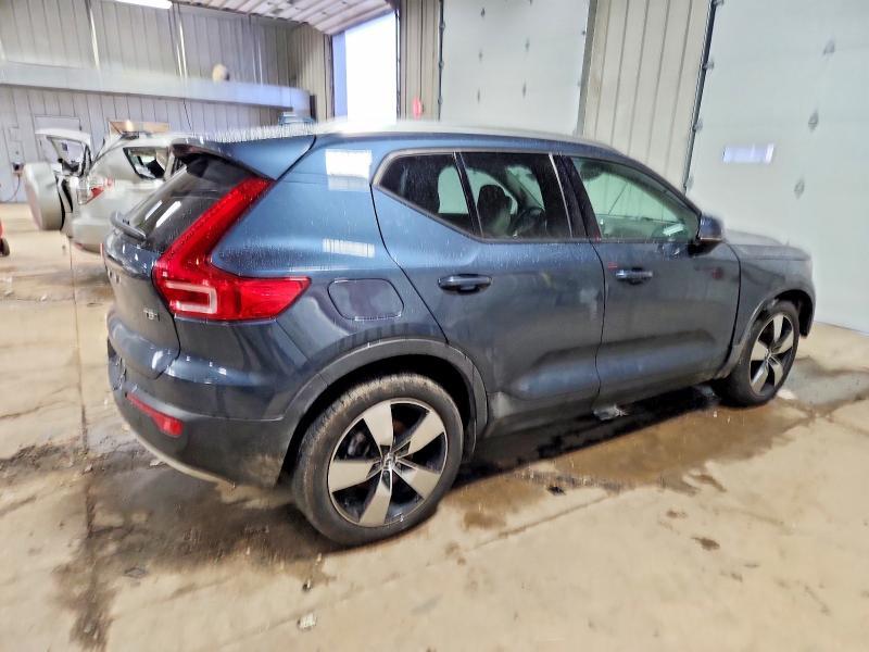 2021 Volvo Xc40 T5 Momentum