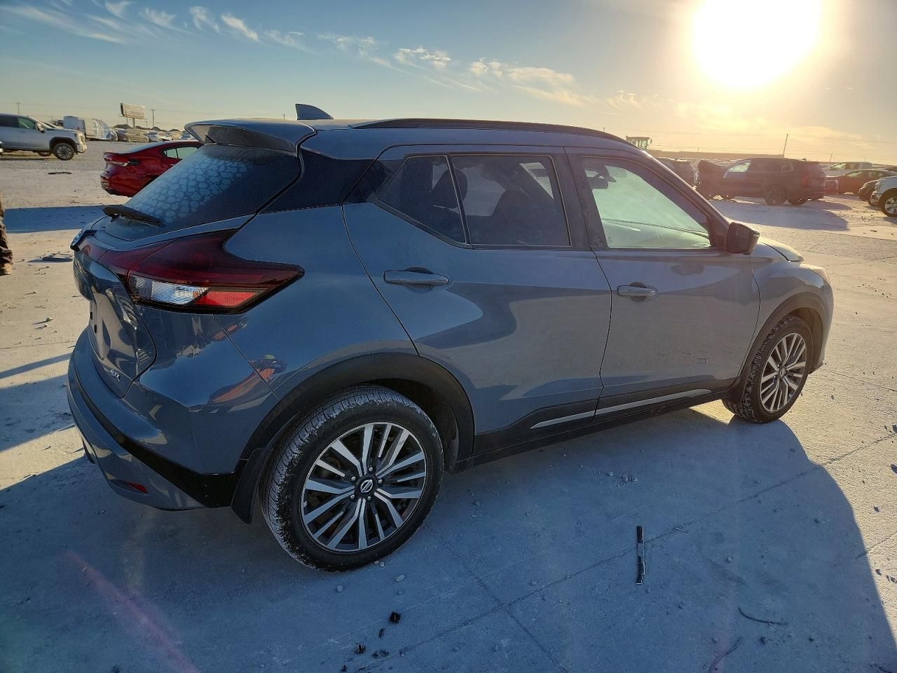 2021 Nissan Kicks sr