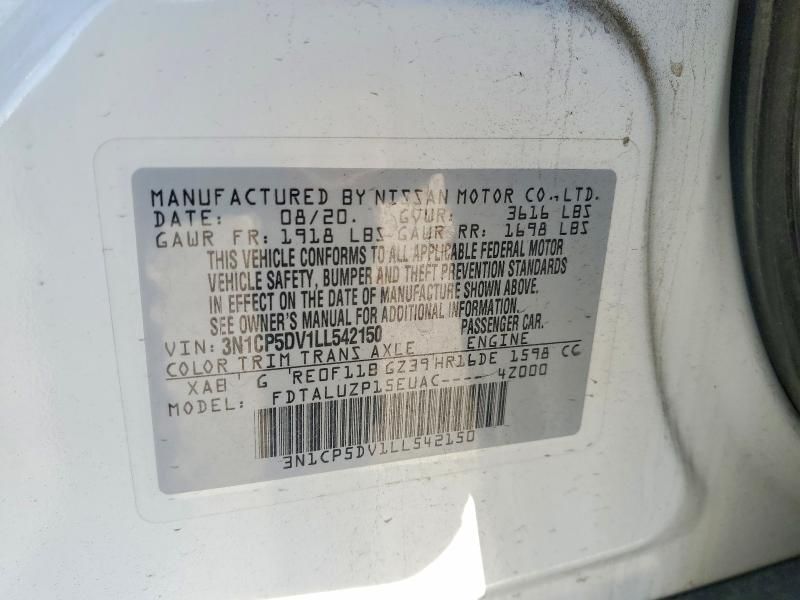 2020 Nissan Kicks sr