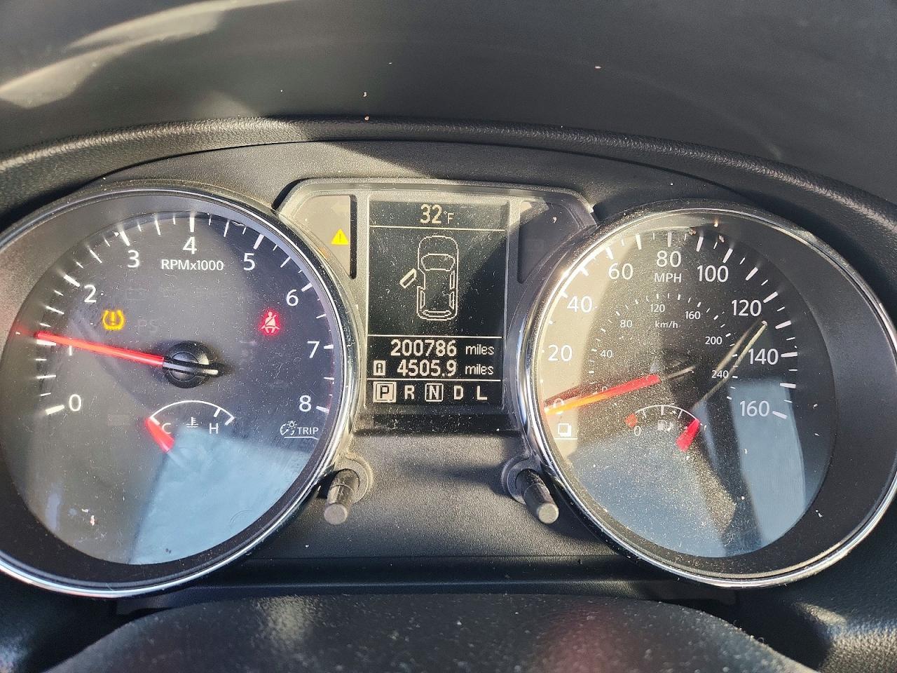 2011 Nissan Rogue s