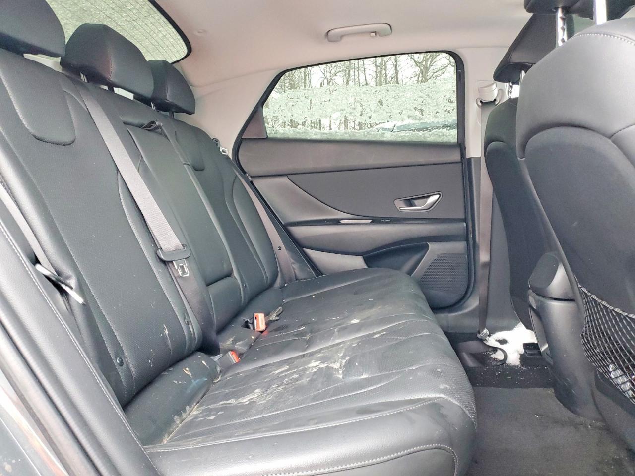 2025 Hyundai Elantra Luxury