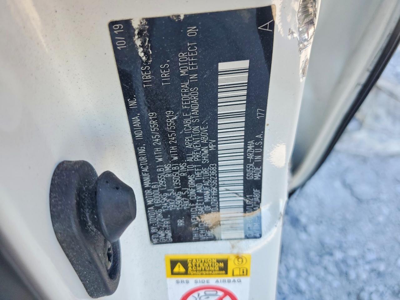 2019 Toyota Highlander se