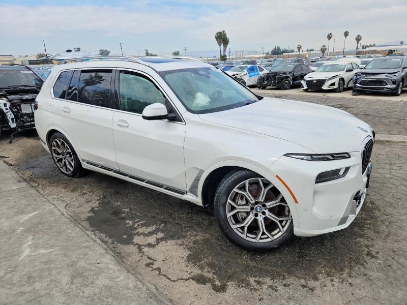 2025 BMW X7 Xdrive40i