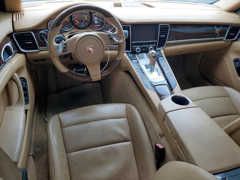 2011 Porsche Panamera 2