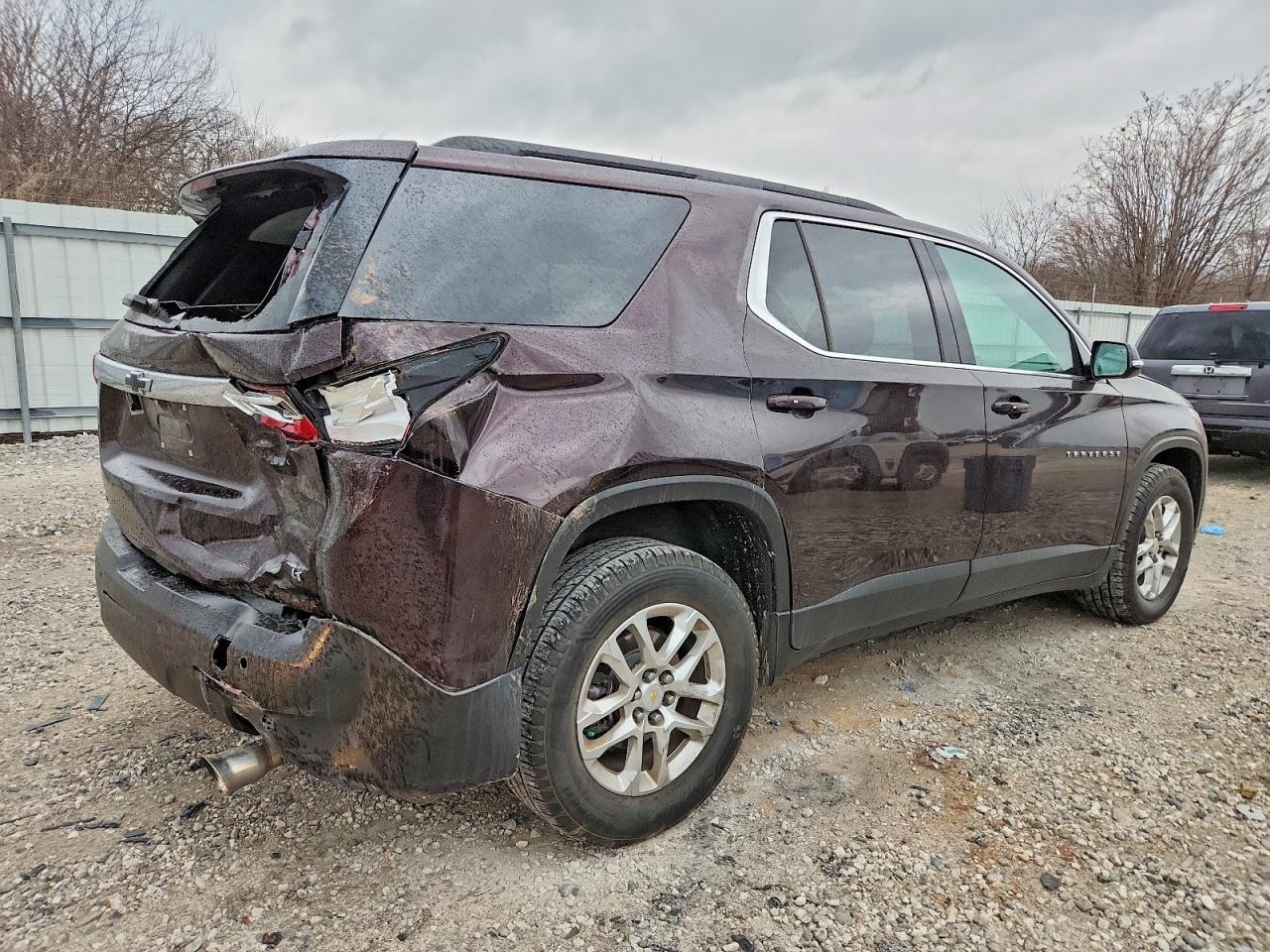 2020 Chev Traverse lt
