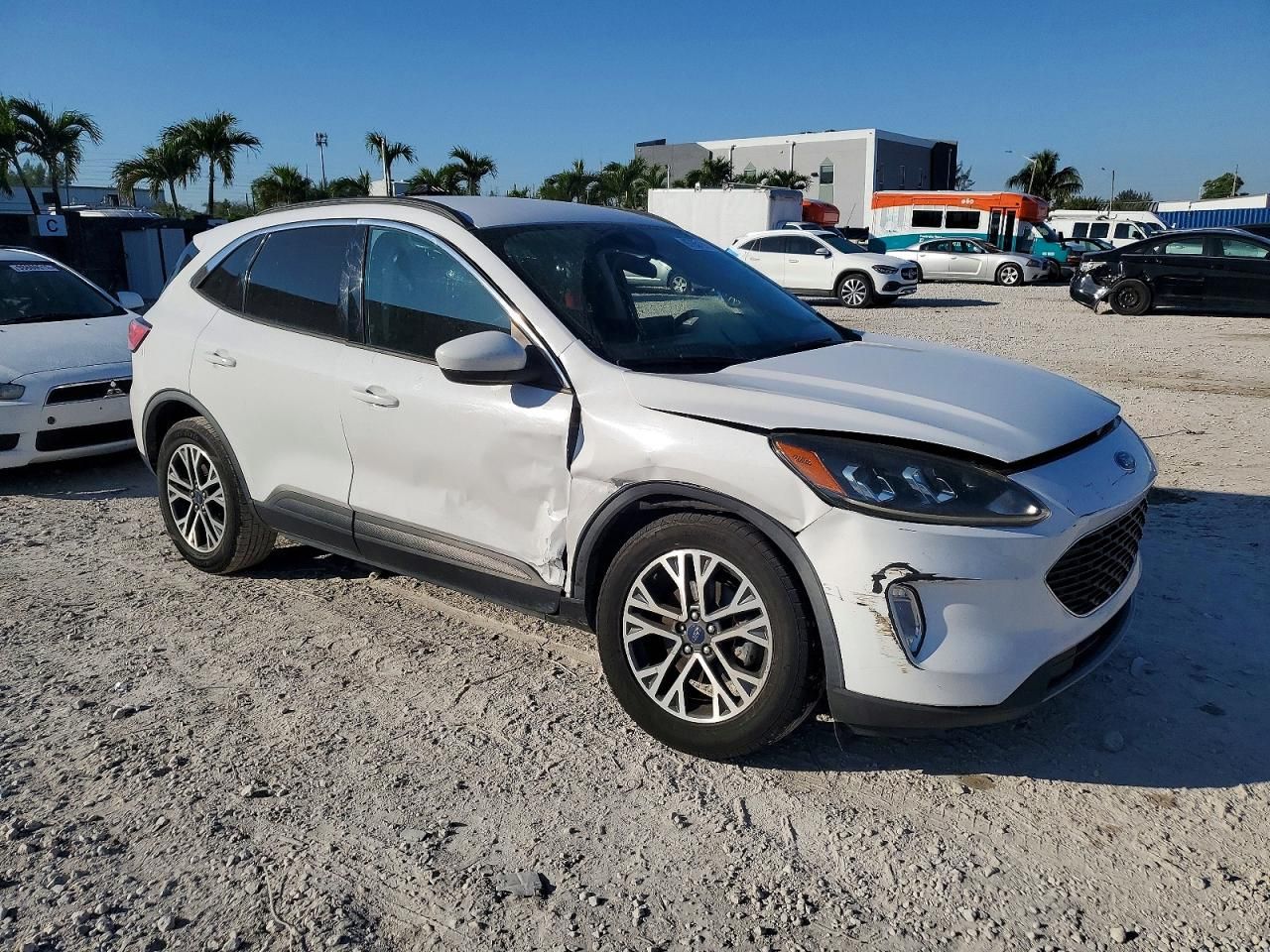 2020 Ford Escape sel