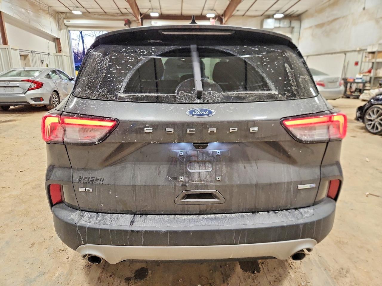 2020 Ford Escape se