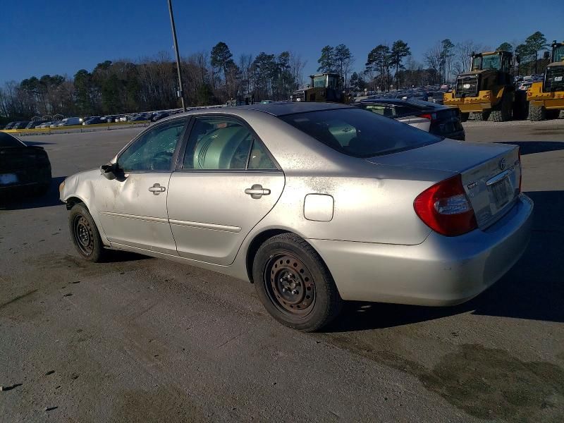 2004 Toyota Camry le