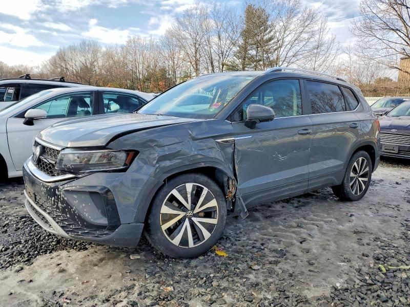 2023 Volkswagen Taos se
