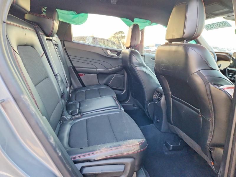 2024 Ford Escape st Line