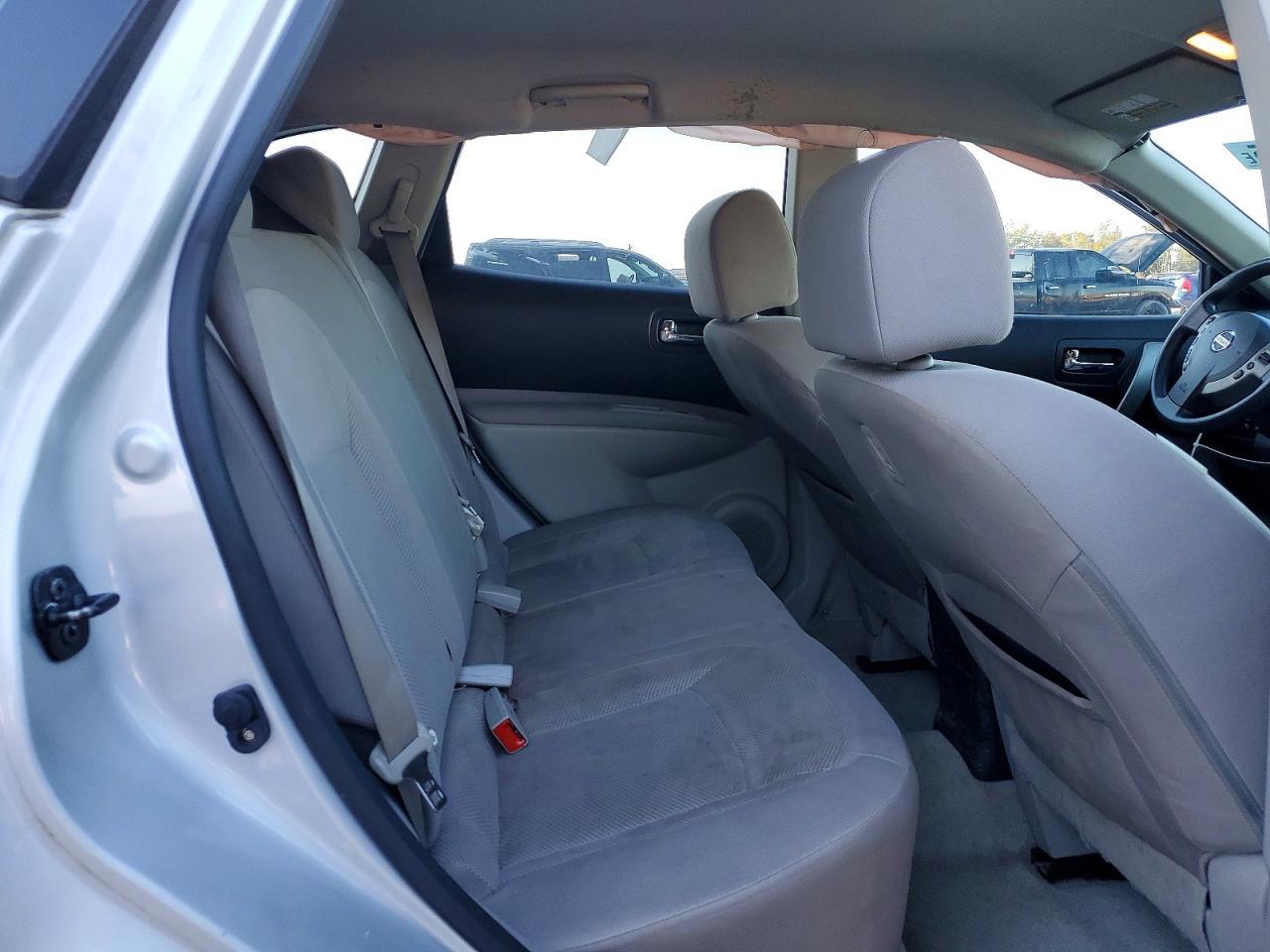 2014 Nissan Rogue Select s