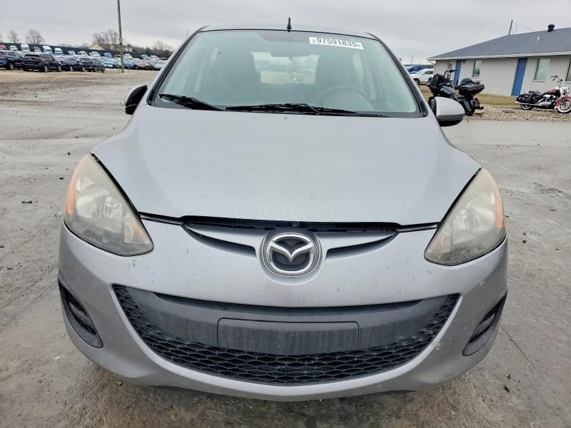2014 Mazda 2 Sport
