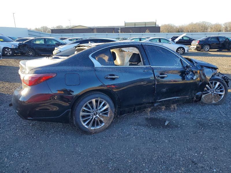 2022 Infiniti Q50 Luxe