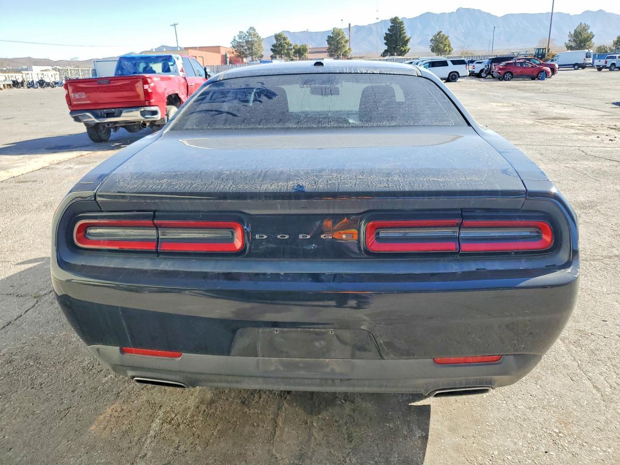 2015 Dodge Challenger sxt