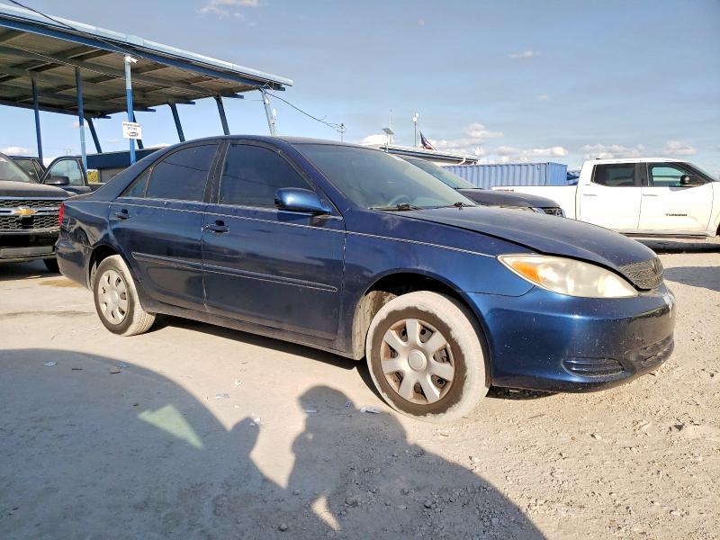 2004 Toyota Camry le