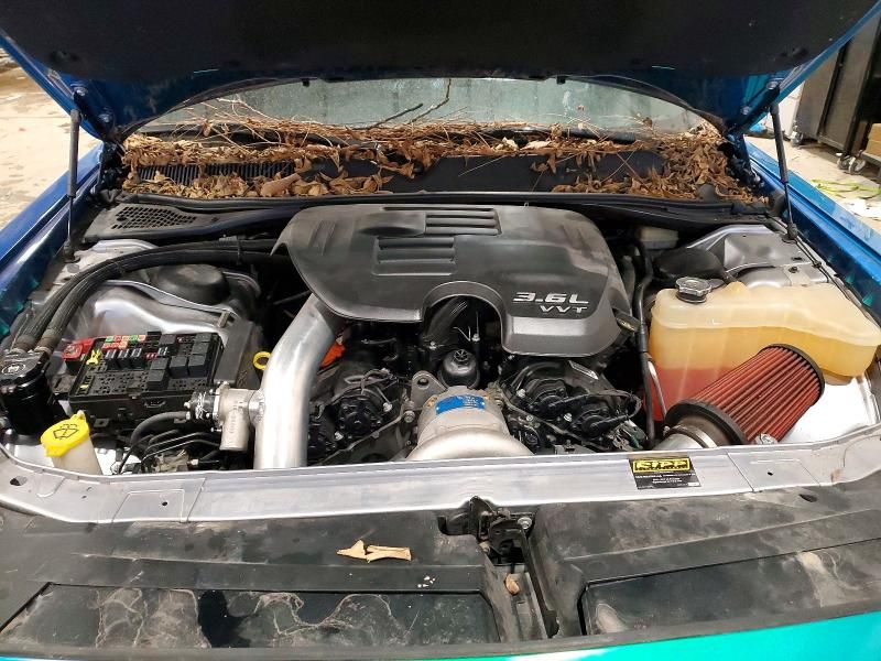 2015 Dodge Challenger sxt