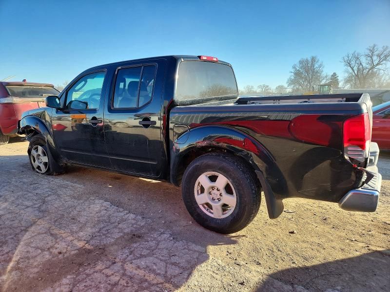 2005 Nissan Frontier Crew cab le