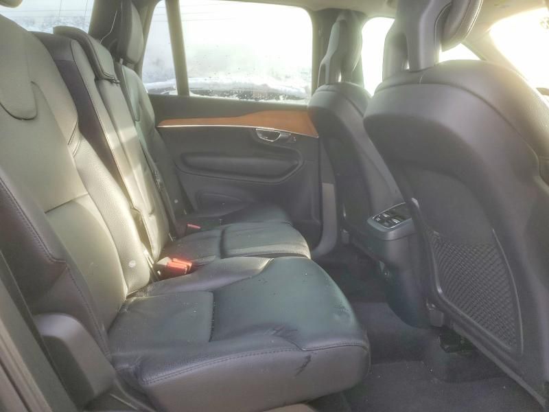 2022 Volvo Xc90 T5 Momentum